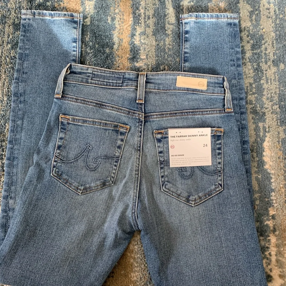 AG Adriano Goldschmied size 24R denim jeans.   Great vintage wash.   NWT skinny - Picture 2 of 4